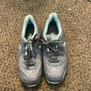 Mint and gray Puma tennis shoe